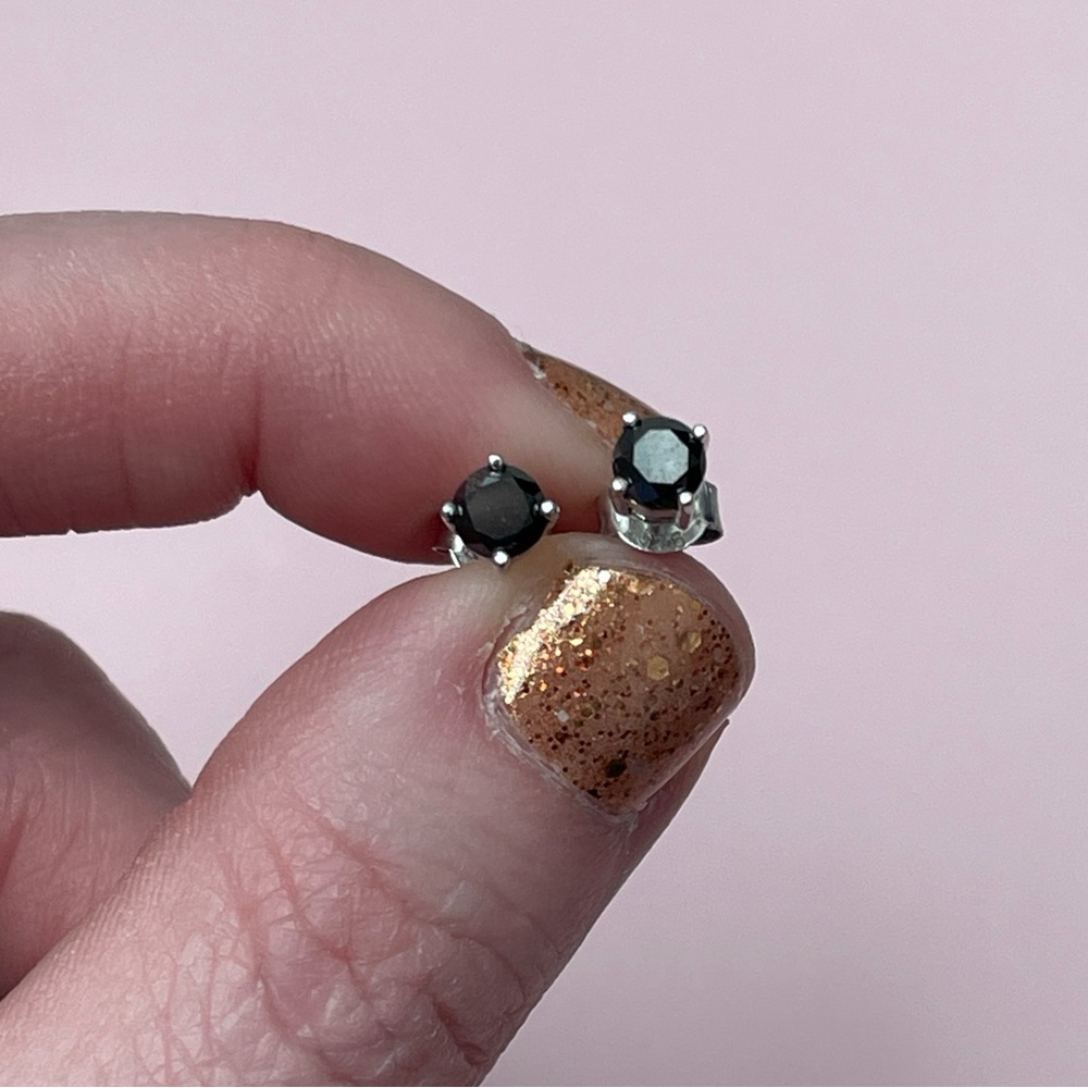 EUC Black Diamond Stud Earrings